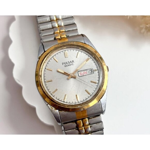 Pulsar Dual T Flexible Men's Day/Date Silver T Vintage Wristwatch - 30mm WORKS! - Picture 1 of 10